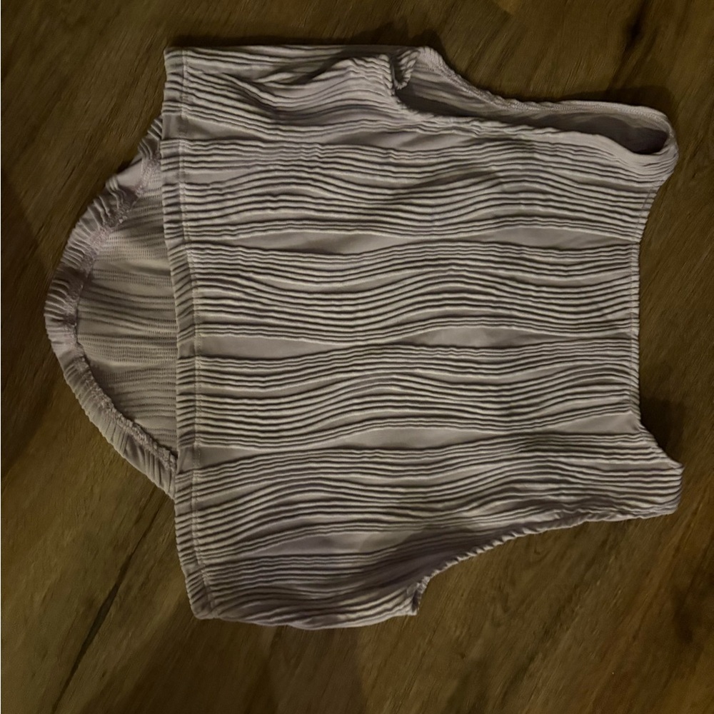 Textured Sleeveless Top in Light Gray